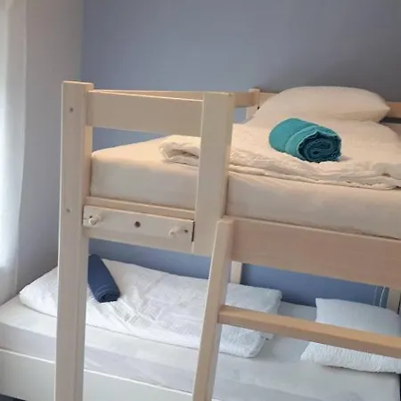 Pipacs Apartman Zamardi