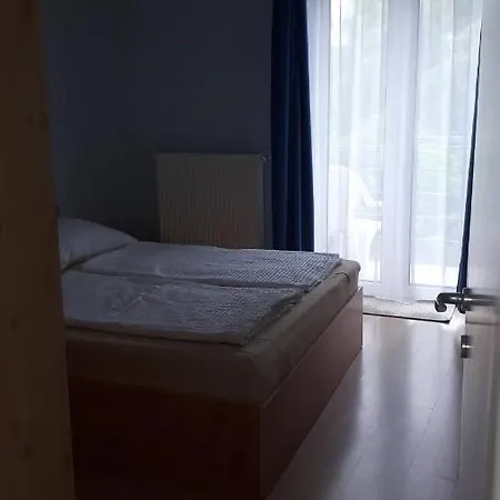 Pipacs Apartman
