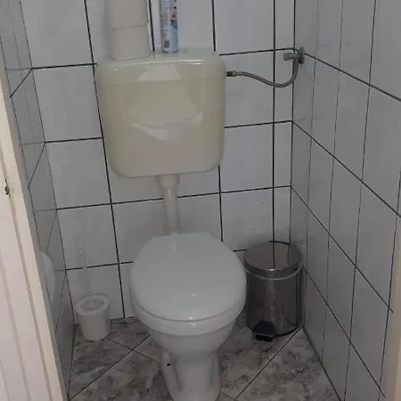 Apartment Pipacs Apartman *